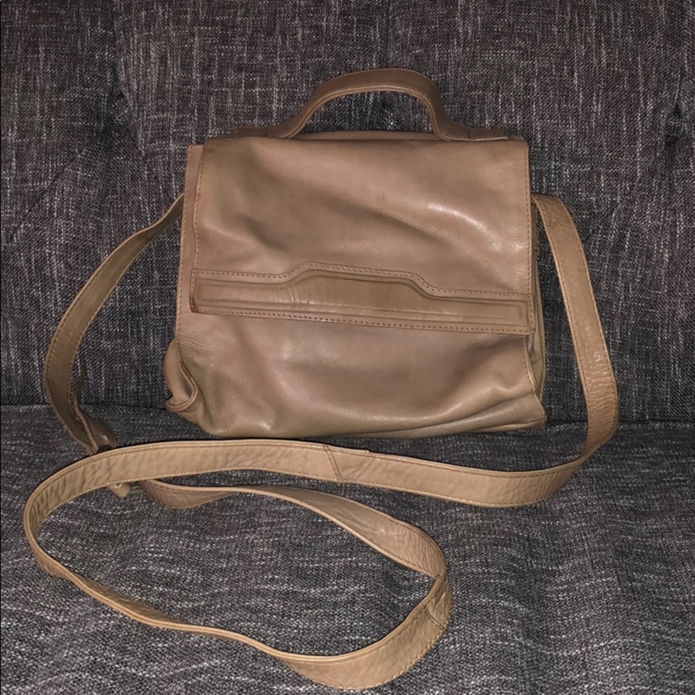 Crossbody bag